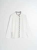 Load image into Gallery viewer, IndiAnd Cold - Combined Ruffle Contrast T-Shirt - White
