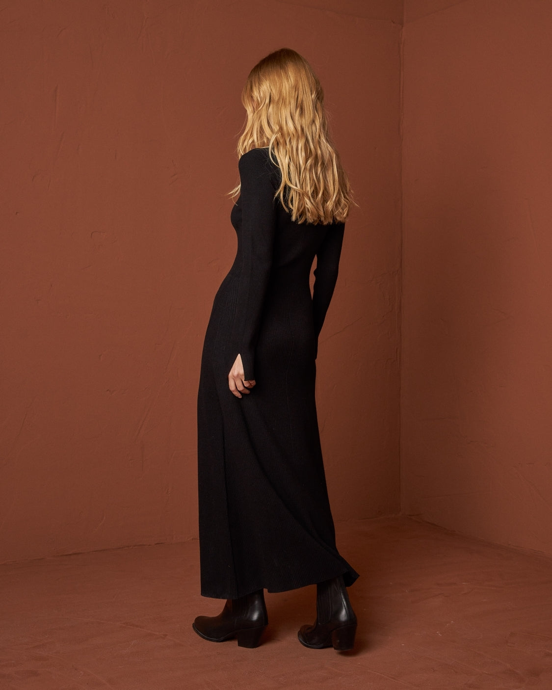 Indi And Cold - Knitted Maxi Dress - Black
