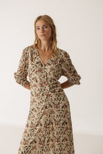 Load image into Gallery viewer, Indi And Cold - Lantern Sleeve Dress - Linen 195
