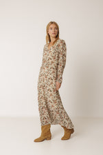 Load image into Gallery viewer, Indi And Cold - Lantern Sleeve Dress - Linen 195
