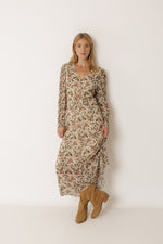 Load image into Gallery viewer, Indi And Cold - Lantern Sleeve Dress - Linen 195
