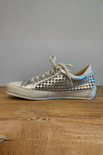 Load image into Gallery viewer, L'Ecologica | Laminato Argento Buc Trainer | Vit Ice
