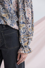 Load image into Gallery viewer, Lania - Valentina Shirt
