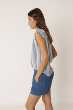 Load image into Gallery viewer, Indi And Cold - Lore Camisa Top - Azul
