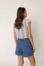 Load image into Gallery viewer, Indi And Cold - Lore Camisa Top - Azul
