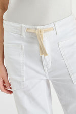 Load image into Gallery viewer, Le Temps Des Cerises - Madie Jeans - White
