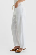 Load image into Gallery viewer, Le Temps Des Cerises - Madie Jeans - White
