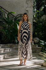 Load image into Gallery viewer, Nassaya - Noveau Maxi Dress - Black
