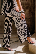 Load image into Gallery viewer, Nassaya - Noveau Pant - Black
