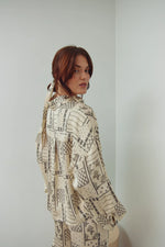 Load image into Gallery viewer, Noella - Lirinnah Shirt - Dolly Ivory
