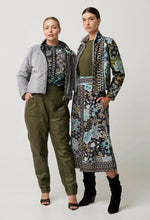 Load image into Gallery viewer, Once Was - Rylie Reversible Placement Print Ponte &amp; Faux Fur Jacket
