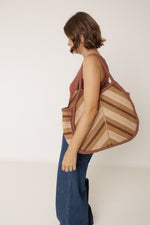 Load image into Gallery viewer, Indi And Cold - Herringbone Shopping Bolsos Bag - Chocolate 665
