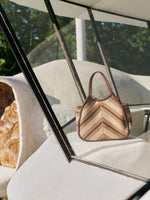 Load image into Gallery viewer, Indi And Cold - Herringbone Shopping Bolsos Bag - Chocolate 665
