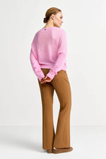Load image into Gallery viewer, Rich And Royal - Boat Neck Seamless Knit - Soft Orchid
