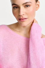 Load image into Gallery viewer, Rich And Royal - Boat Neck Seamless Knit - Soft Orchid
