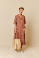 Load image into Gallery viewer, Indi And Cold - Tricolour Raffia Bag - Mandarina 720
