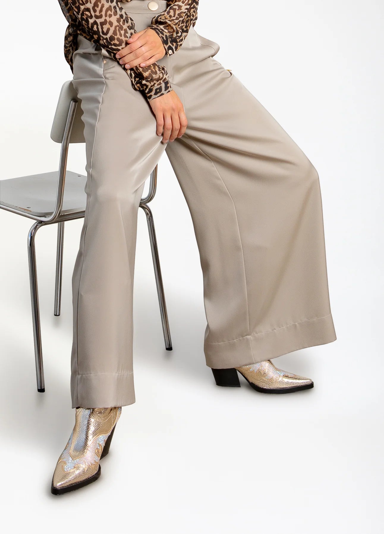 Coster Copenhagen - Shiny Wide Pants With High Waist Petra Fit - Grey Sand