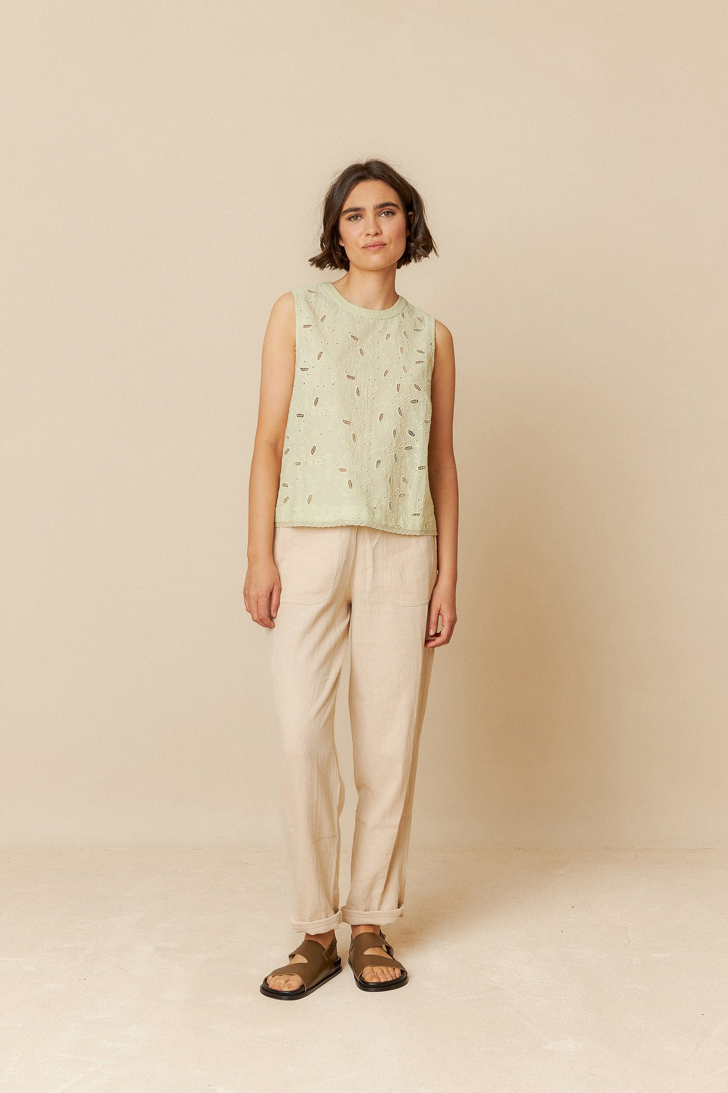 Indi And Cold - Lace Combined T-Shirt  - Aloe 351