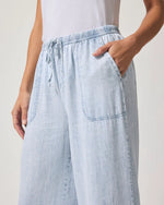Load image into Gallery viewer, Splendid - Angie Palazzo Pant - Bleached Indigo
