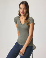 Load image into Gallery viewer, Splendid - Faye V Neck Tee - Soft Vob
