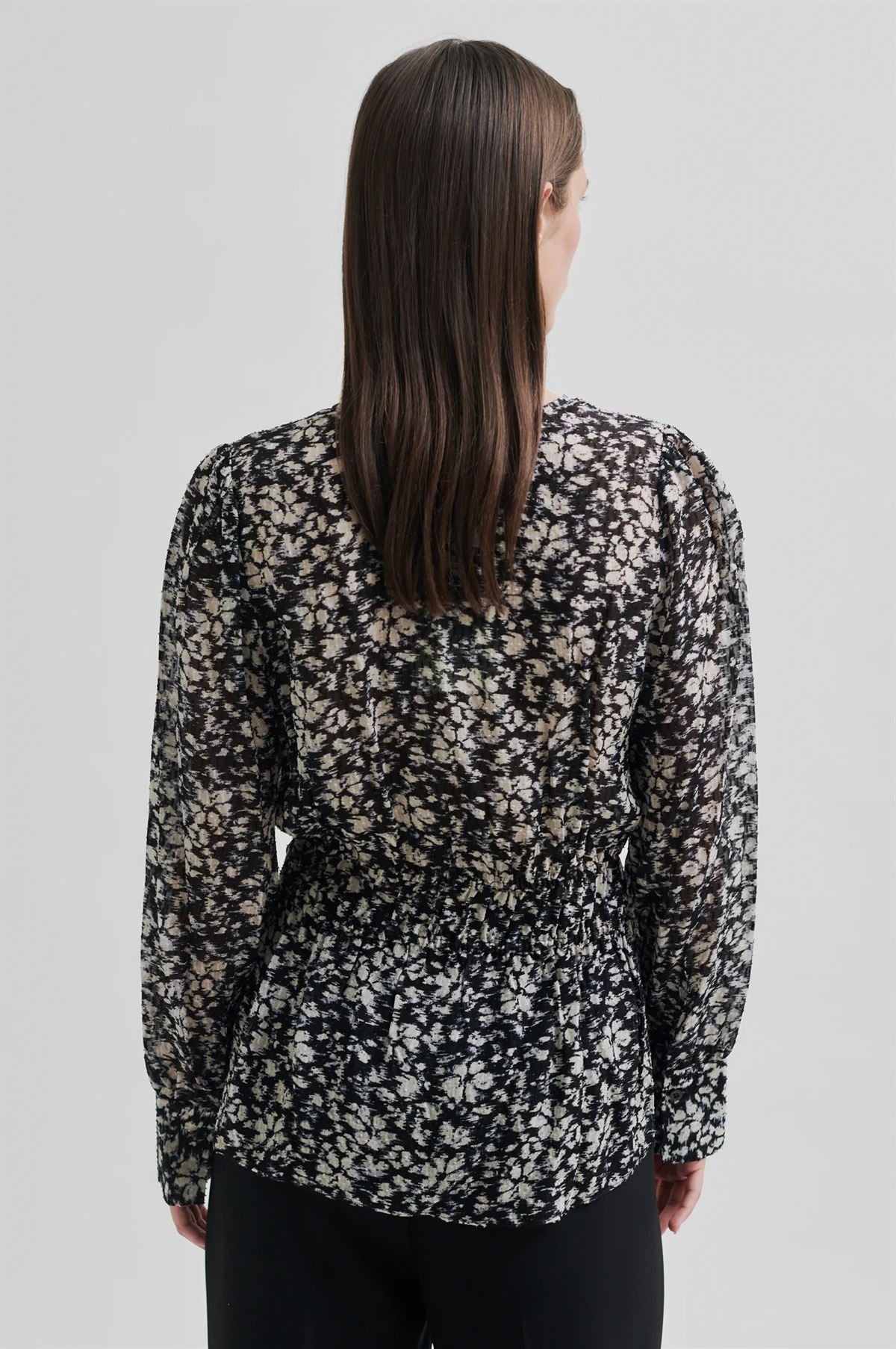 Second Female - Scratch Blouse - Black