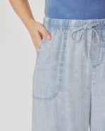 Load image into Gallery viewer, Splendid - Angie Palazzo Pant - Bleached Indigo
