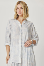 Load image into Gallery viewer, Splendid - Iris Paisley Button Down Shirt - Antique Pearl Paisley
