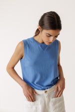 Load image into Gallery viewer, Indi And Cold - Organic Cotton Vest - Azul Britanico 507
