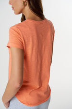 Load image into Gallery viewer, Cloth Paper Scissors - The Shaped Hem Tee - Peach
