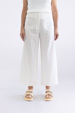 Load image into Gallery viewer, Two T's - Amelia Stripe 7/8 Wide Leg Pant - Straw White
