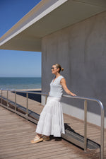 Load image into Gallery viewer, Two T's - Boucle Knitted Vest - Sea Foam

