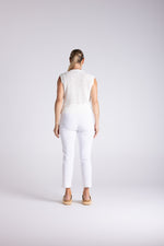 Load image into Gallery viewer, Two T's - Boucle Knitted Vest - Milk

