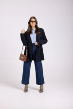 Load image into Gallery viewer, Two T's - 3060 Long Line Blazer - Black
