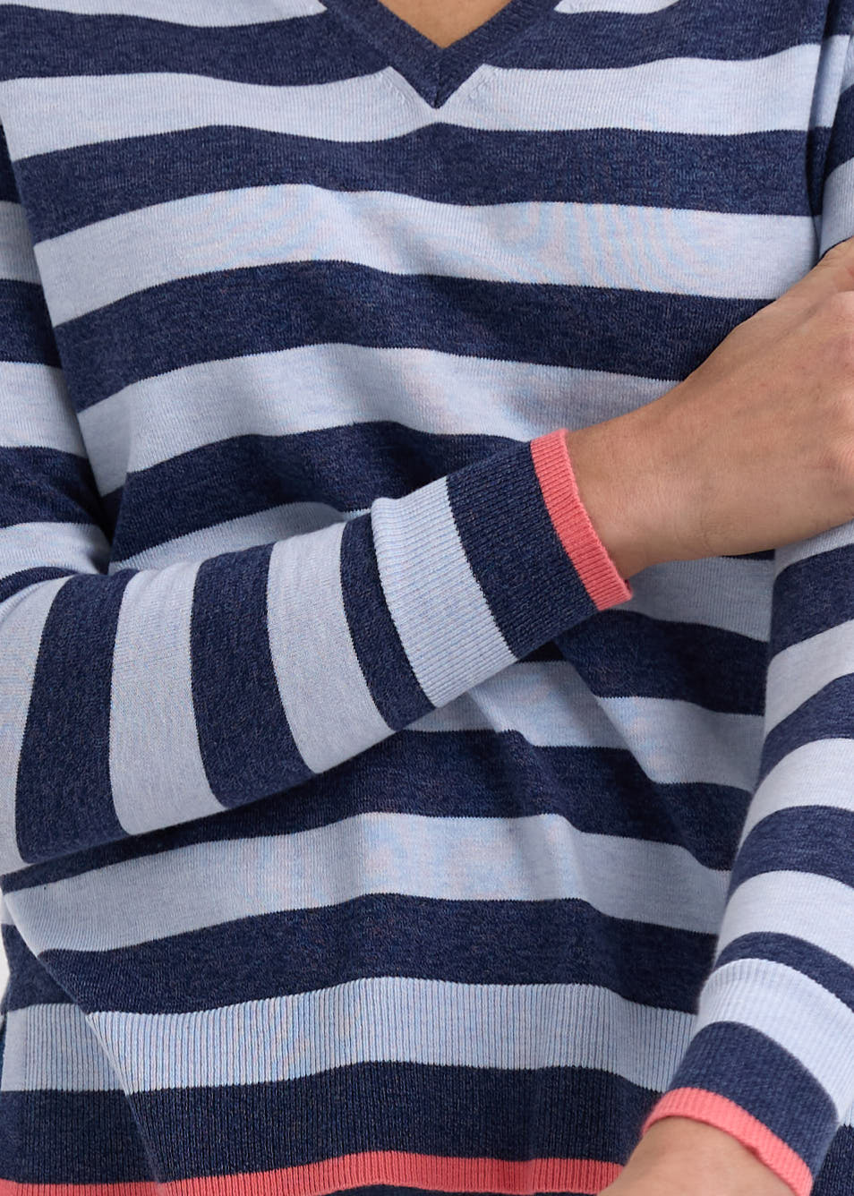 Zaket And Plover - Essential Stripe V Sweater - Denim
