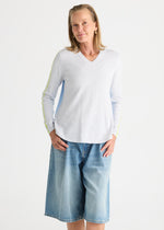 Load image into Gallery viewer, Zaket And Plover - Rounded Bottom Vee Knit - Clear Sky
