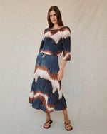Load image into Gallery viewer, Bella Dahl - Pleated Skirt With Tie Dye - Midnight Tides
