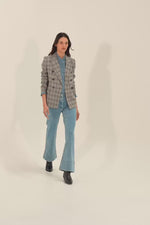 Load and play video in Gallery viewer, Zoe Kratzmann - Spurt Jacket - Mousse Check
