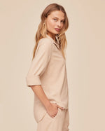 Load image into Gallery viewer, Bella Dahl - Shirt Tail Button Down Shirt - Linen Sand
