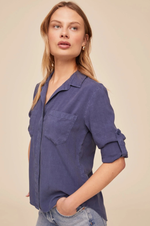 Load image into Gallery viewer, Bella Dahl - Split Back Button Down Shirt - Midnight Surf
